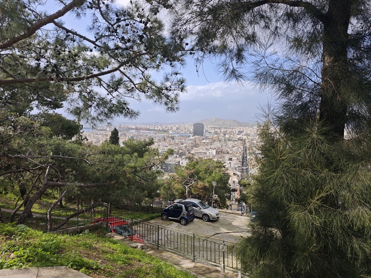 Καστέλλα (96&nbsp;m)