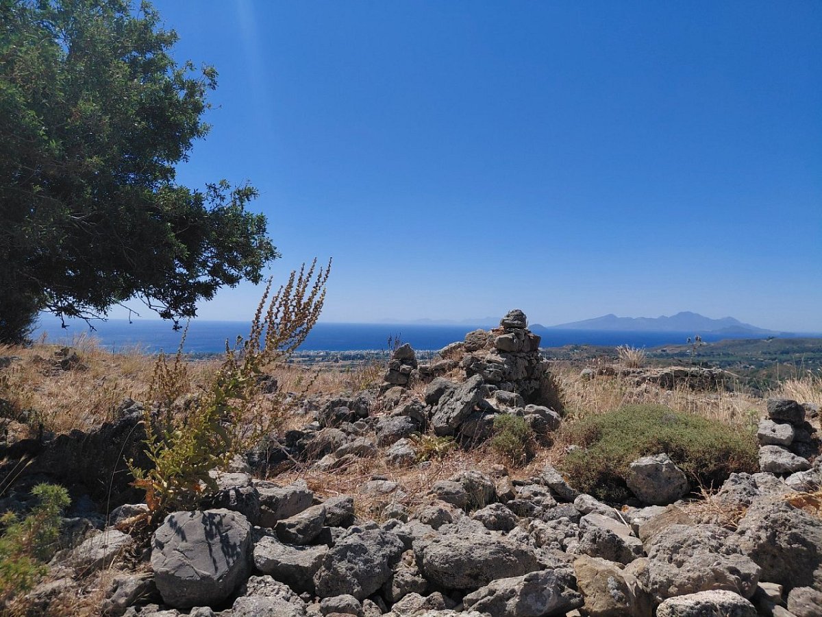 Αγ. Παρασκευή (147&nbsp;m)