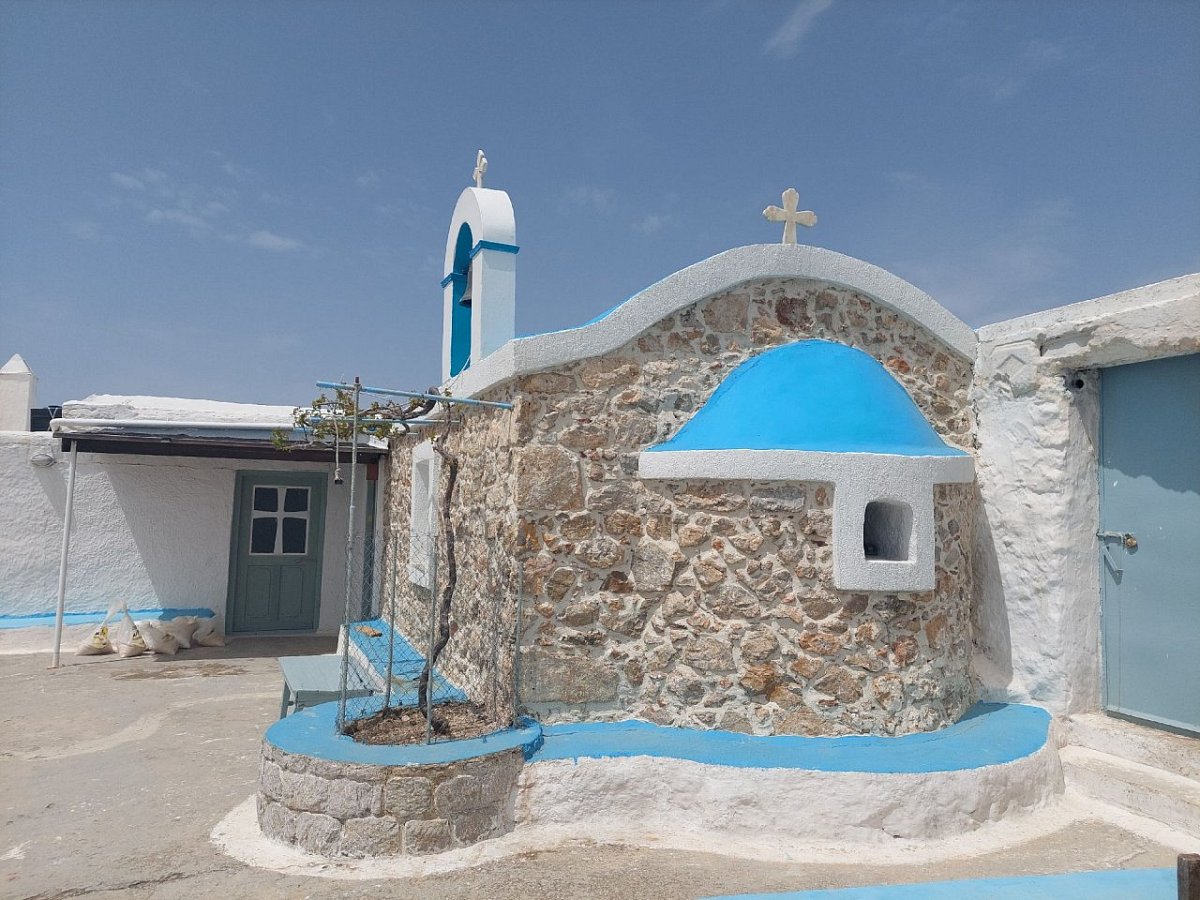Προφήτης Ηλίας (676&nbsp;m)
