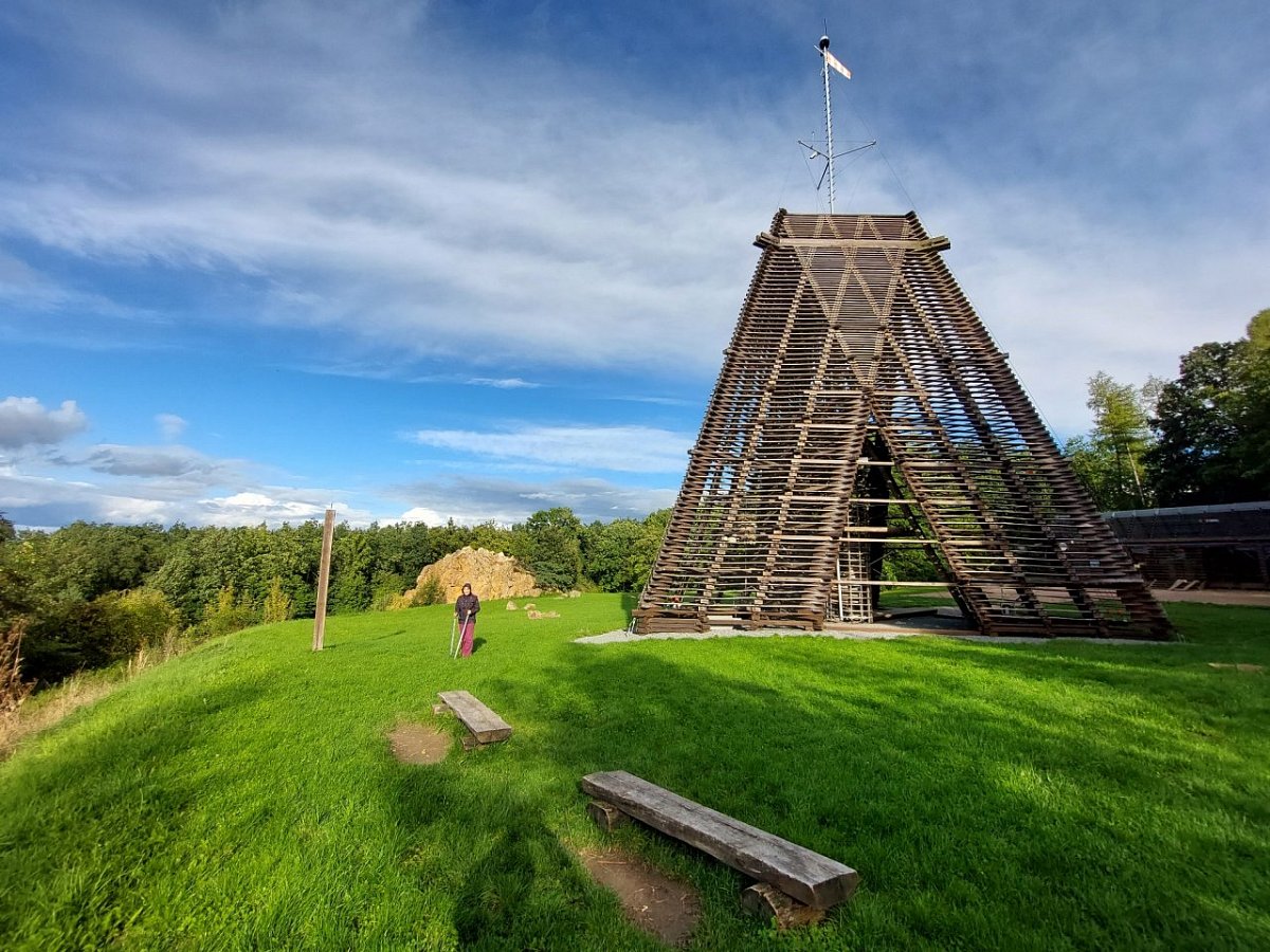 Podhůra (356 m)