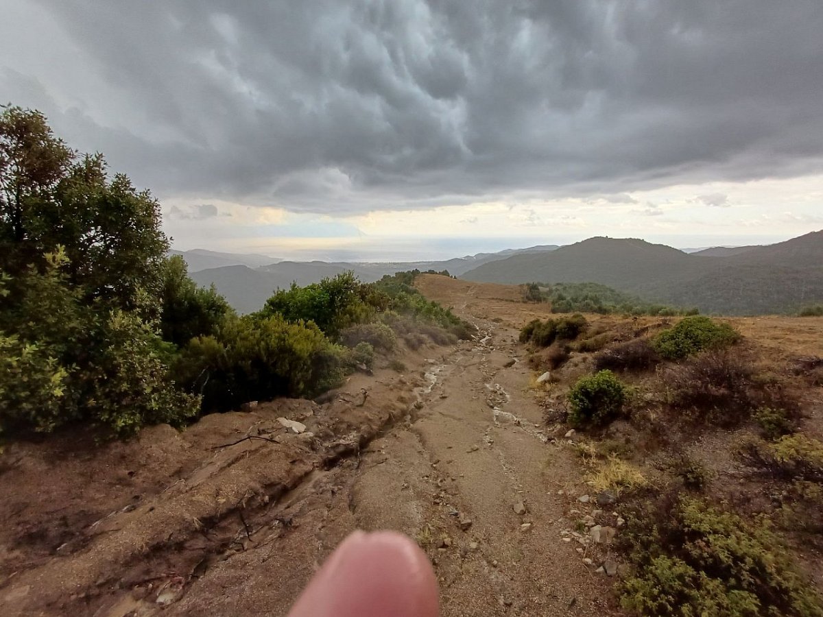 Πάκλαρα (598&nbsp;m)