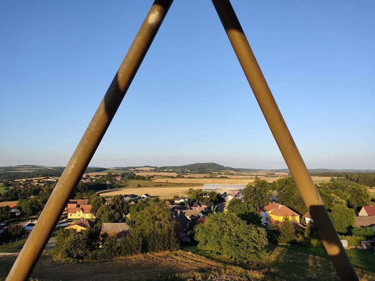 Čermákův vrch (532 m)