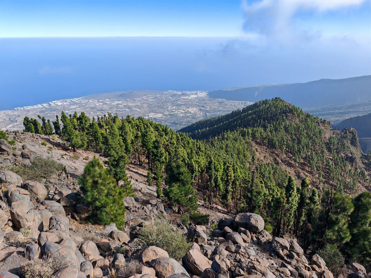Montaña Ayosa (2076 m)