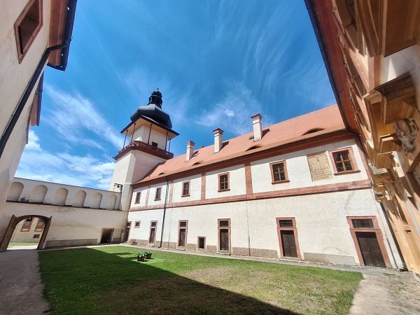 Nový Hrad
