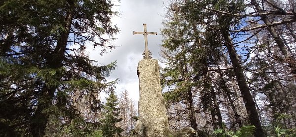 Lovčí skála
