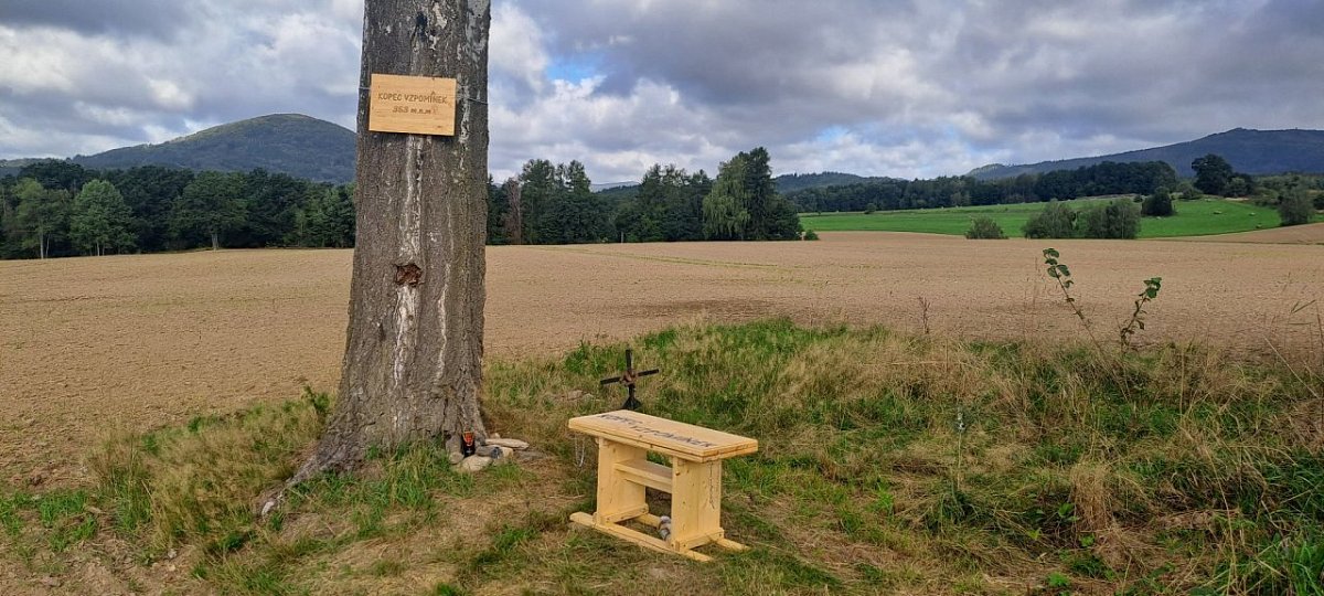 Kopec vzpomínek (353&nbsp;m)
