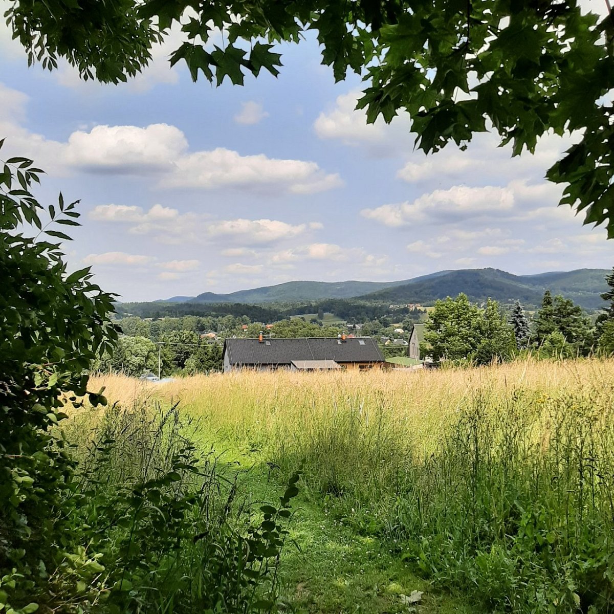 Dolina (408 m)