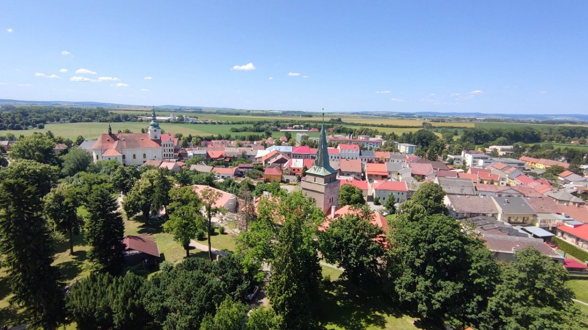 Tovačov - zámek (207&nbsp;m)