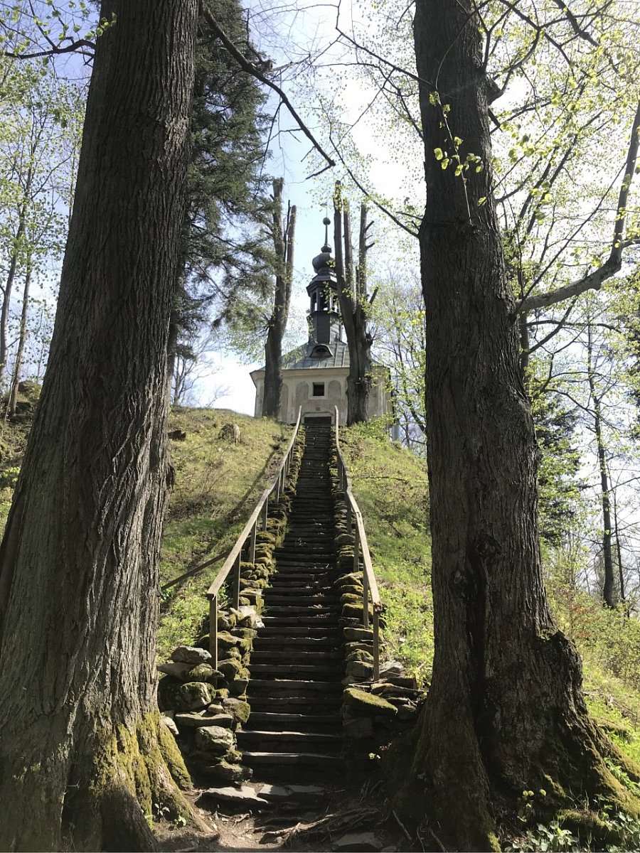 Kapličkový vrch (714 m)