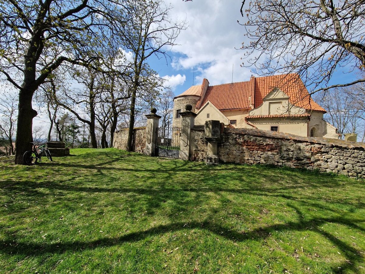 Sv. Jiří (398&nbsp;m)