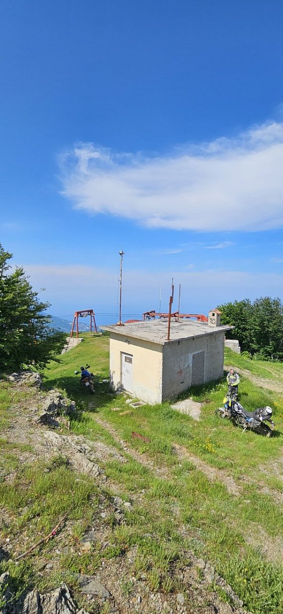 Αγριόλευκες (1471&nbsp;m)